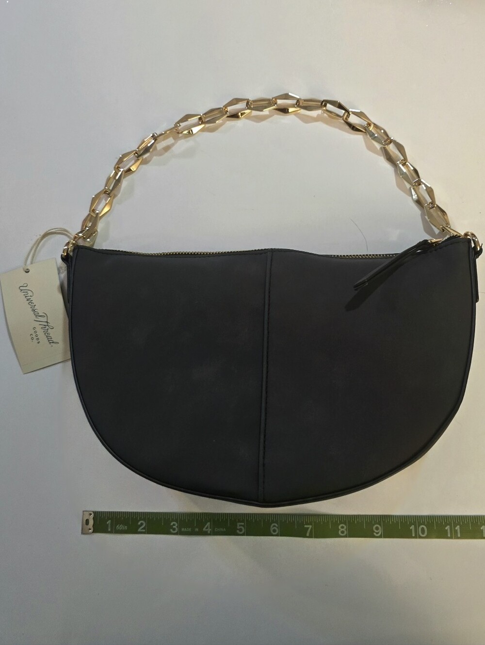 Univeral Thread Womens Black Shoulder Bag with A Beautiful Gold Chain Handle